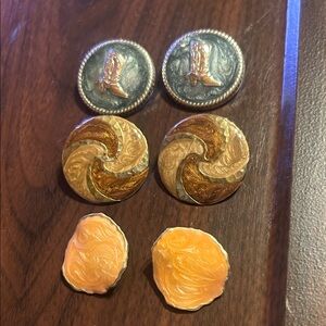 Vintage Western Boot & Swirl Button Set in Gold and Orange